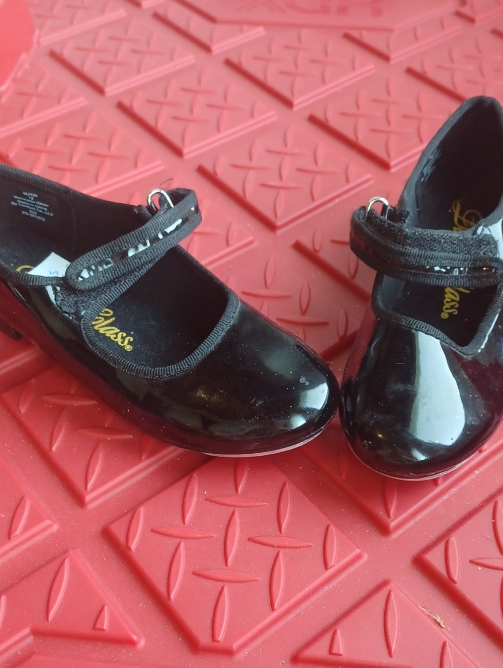 Unlabeled Black Tap  Kids Shoes with Strap